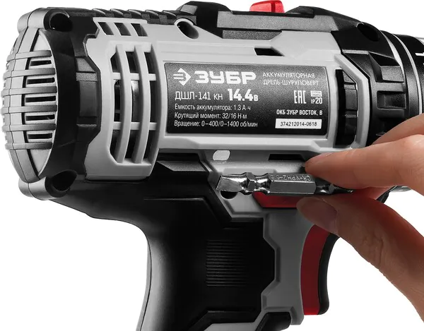 Аккумуляторная дрель-шуруповерт Зубр ДШЛ-141 КН