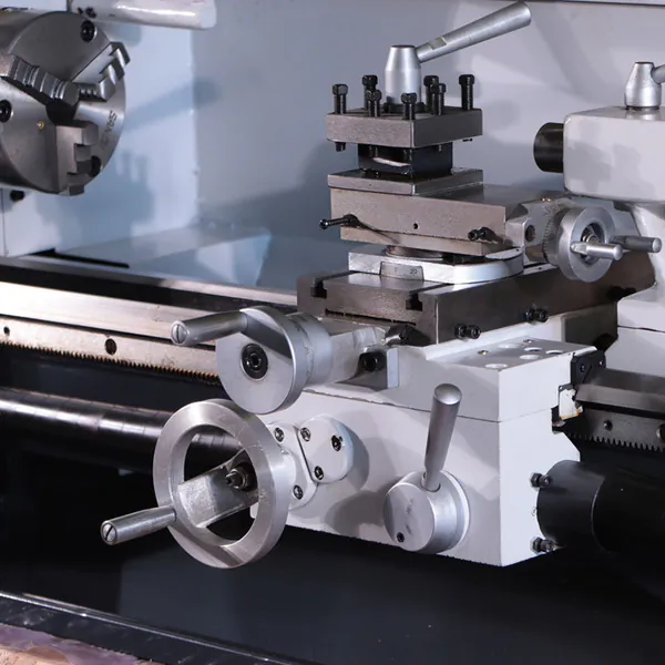 Станок токарный универсальный PROMA SPB-550/400 25015001