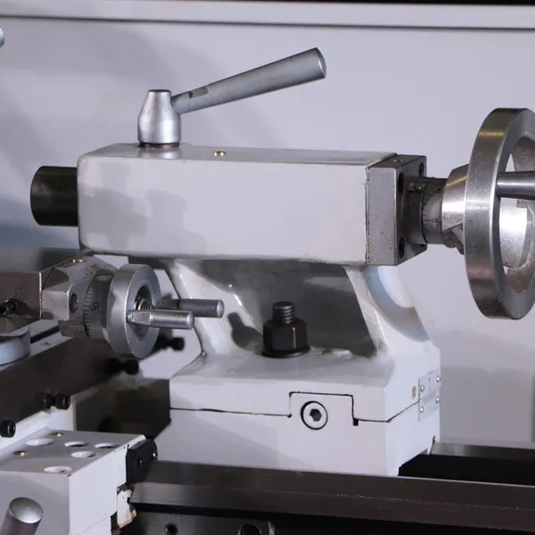 Станок токарный универсальный PROMA SPB-550/400 25015001