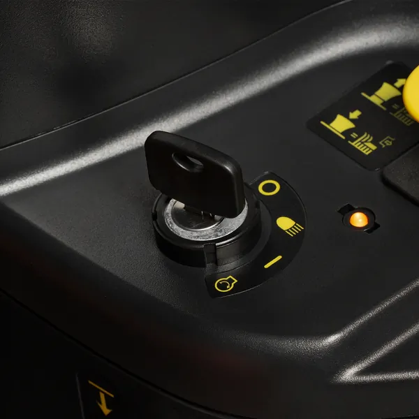 Трактор Daewoo DLT 98 HV