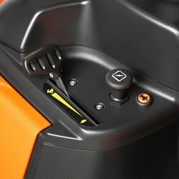 Трактор Daewoo DLT 98 HV