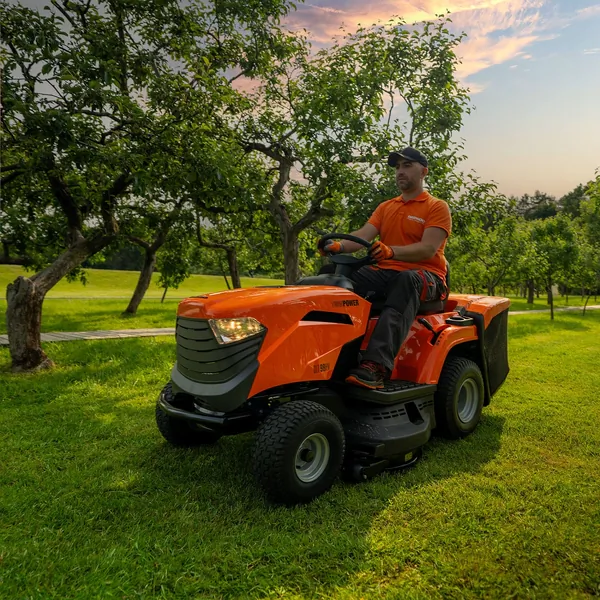 Трактор Daewoo DLT 98 HV