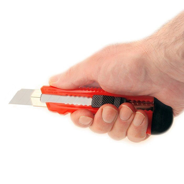 Нож Vira 18мм Push-lock 831302