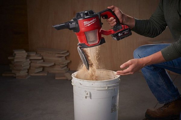 Аккумуляторный пылесос Milwaukee M18 CV-0 4933459204