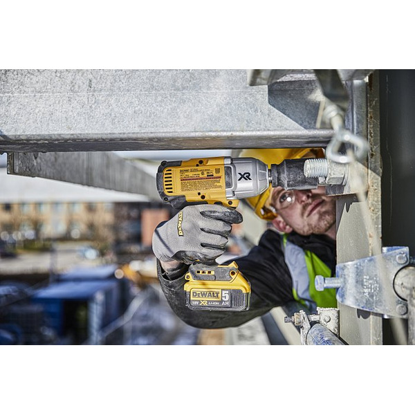 DeWalt DCF897N