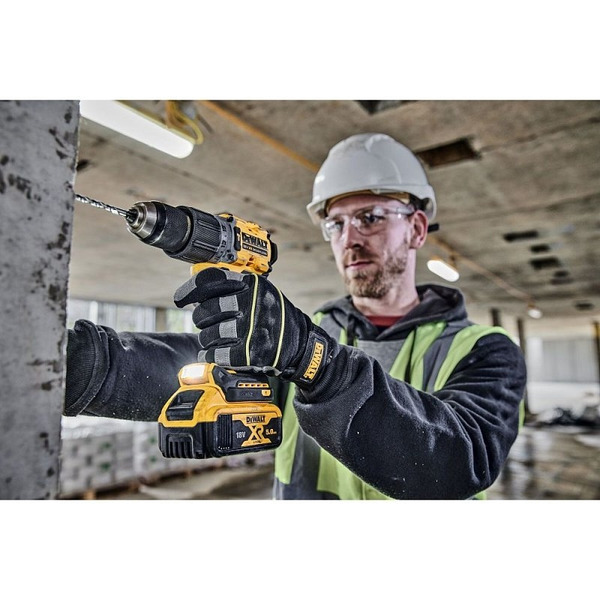 Аккумуляторная дрель-шуруповерт DeWalt DCD805P2T-QW