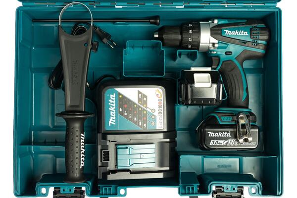 Аккумуляторная дрель-шуруповерт Makita DHP458RFE дрель аккумуляторная ударная makita lxt dhp458rfe dhp458rfe 18в 3ач li ion 2 акб и зу