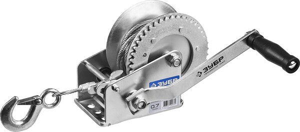 Лебедка ручная ЗУБР Профессионал 0.7 т, 8 м, барабанная тяговая тросовая 43113-0.7_z01
